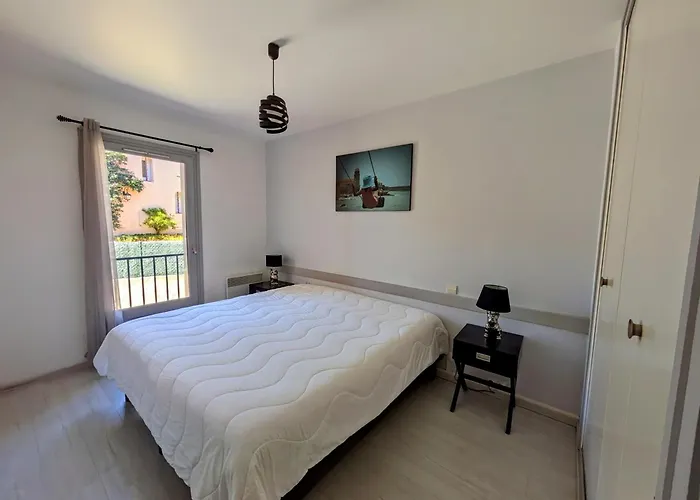 Appartement Central Avec Parking, Terrasse Et Wifi
