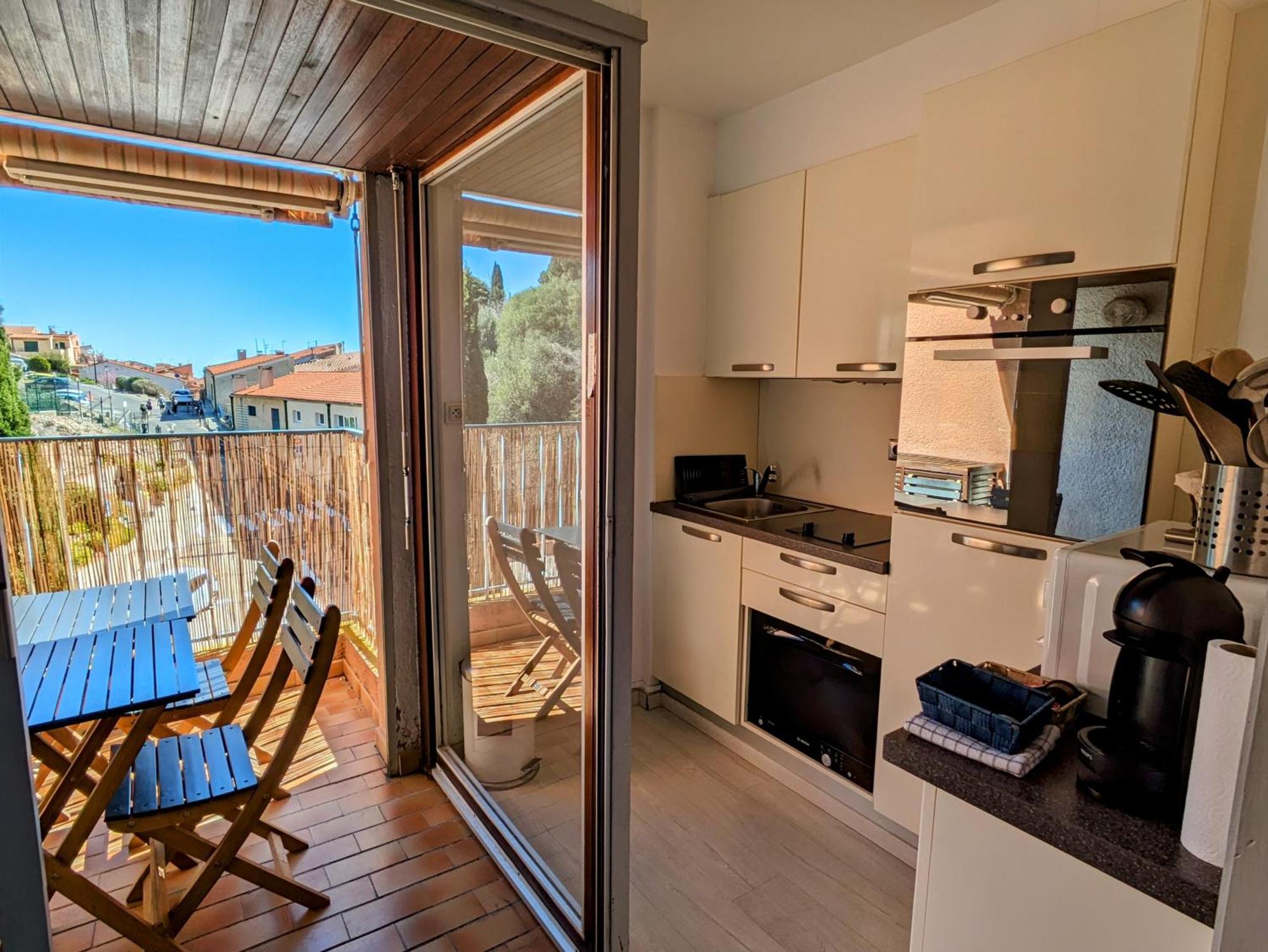 Avec Parking, Terrasse Et Wifi